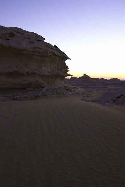 White Desert Sunrise IMGP4283.jpg